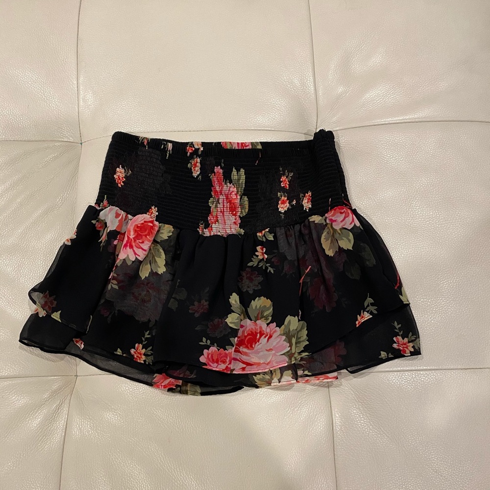 Express floral skirt 🌸